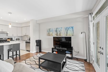 For Lease - 110 Stockholm Private, Blossom Park - Airport and Area, Ontario - Photo 3