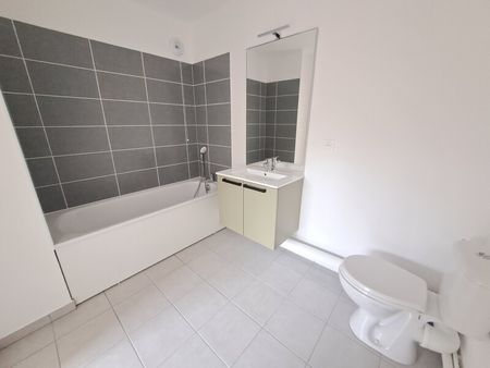 Location Appartement 2 pièces 40m² ROUBAIX 59100 - Photo 5