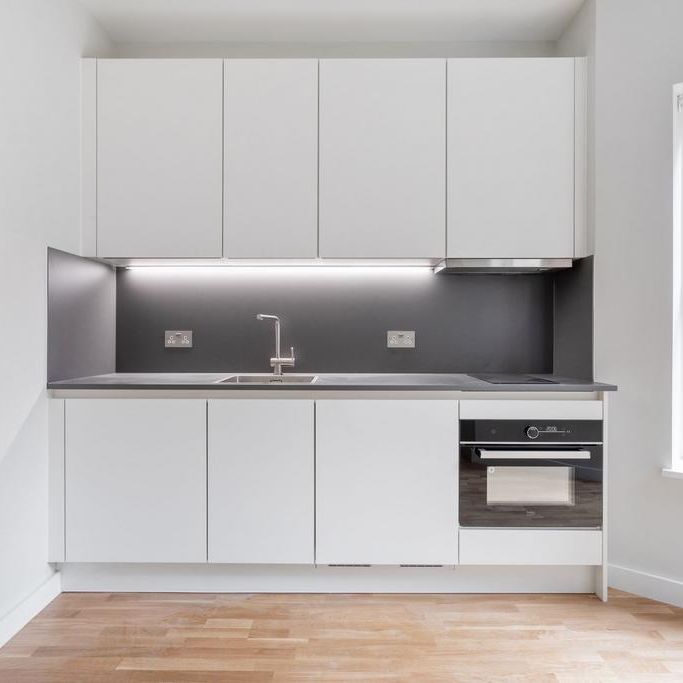 Ground floor flat to rent - Photo 1