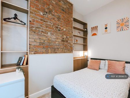 2 bedroom flat to rent - Photo 4