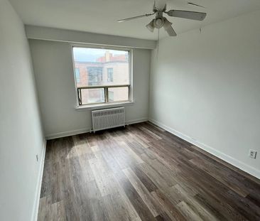 For Lease - 52 Neptune Drive Unit# 8, Toronto, Ontario - Photo 2