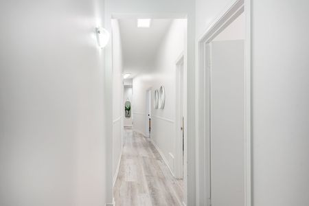 1216 Stanley, Spacious 3-Bedroom Apartment for Rent! - Photo 4