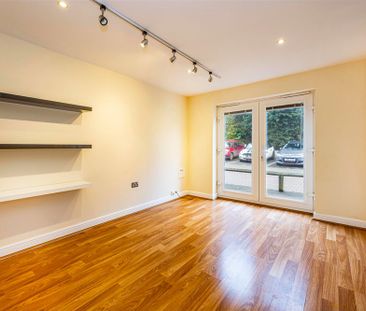 Appleton Gardens, Nottingham, NG3 - Photo 3