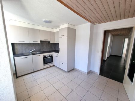 Joli appartement de 3 pièces au 4ème étage avec ascenseur - Photo 5