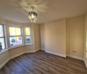 4 bedroom detached house to rent - Photo 5