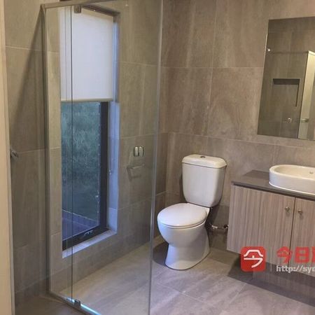 Mount Waverley - Photo 3