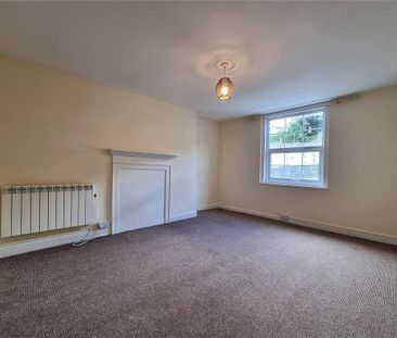 2 bedroom maisonette to rent - Photo 5