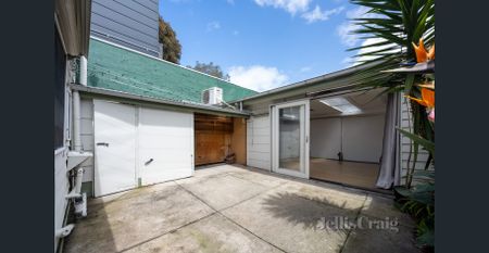 Three Bedroom Home in Prime Richmond Location - Photo 2