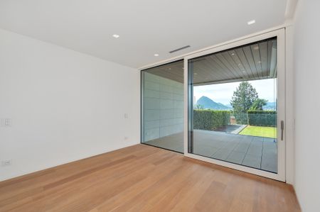 LUSSUOSO 4,5 LOCALI CON GIARDINO - Photo 2