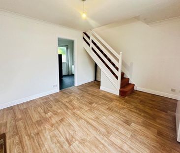 1 bedroom semi-detached house to rent - Photo 1