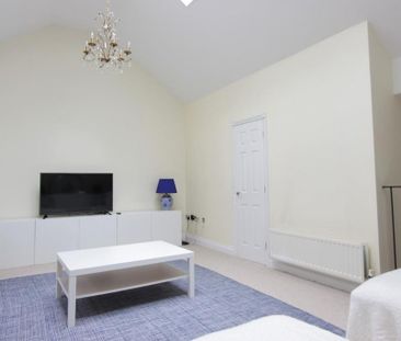 2 bedroom house to rent - Photo 1