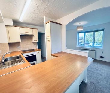 1 bedroom flat to rent - Photo 2