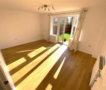 4 bedroom detached house to rent - Photo 1