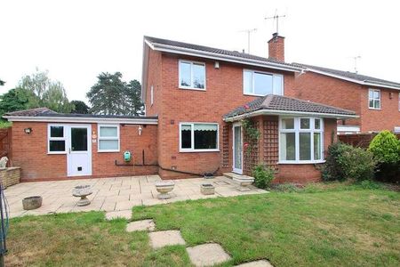 Mill Close, Blakedown, Kidderminster, DY10 - Photo 2