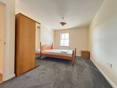 2 bedroom apartment to rent - Photo 3