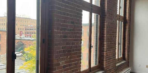 Condo à Louer Place Paton Sherbrooke - Photo 2