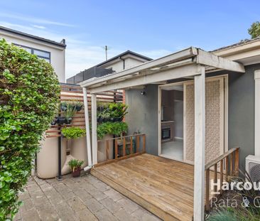 Charming Thomastown Home: Your Next Sanctuary Awaits! - Photo 2