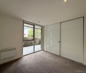 2/15 Eucalyptus Drive, Maidstone - Photo 2