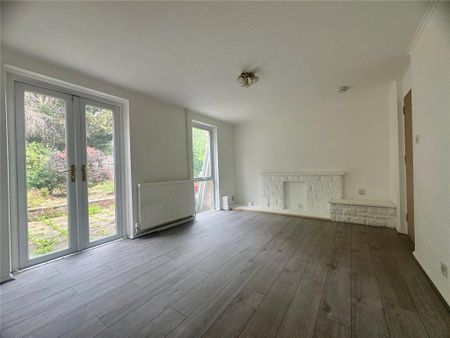 4 bedroom terraced house to rent - Photo 4