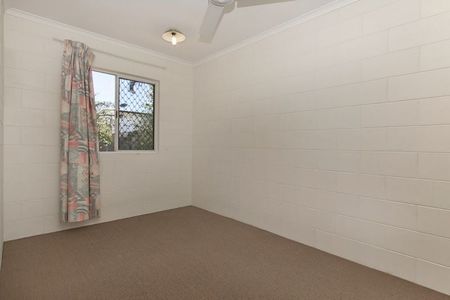 2/9 Hall Street, Kirwan - Photo 3