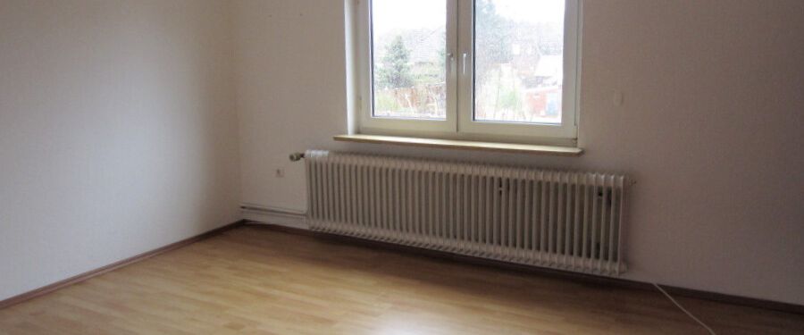 Oberwohnung mit ausreichend Platz in Moormerland-Warsingsfehn! - Photo 1