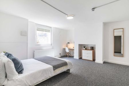 6 bedroom house to rent - Photo 4