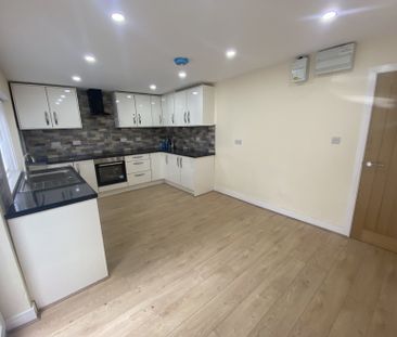 3 bedroom house to rent - Photo 5