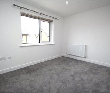3 bedroom detached house to rent - Photo 4