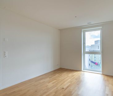 Moderne 2.5-Zimmer-Wohnung mit Loggia im Herzen von Wil - Photo 5