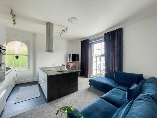 2 bedroom apartment to rent - Photo 1