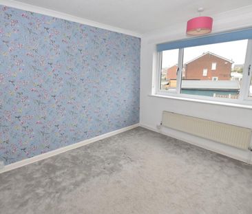 4 bedroom House To Let - Photo 6