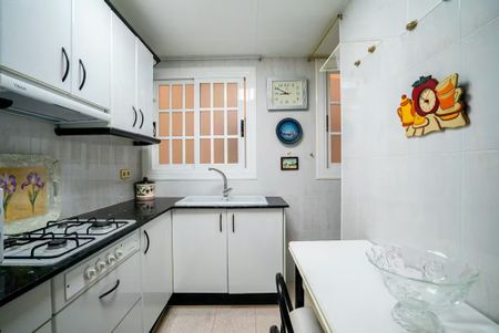 Carrer de Sants, Barcelona, Catalonia 08014 - Photo 5