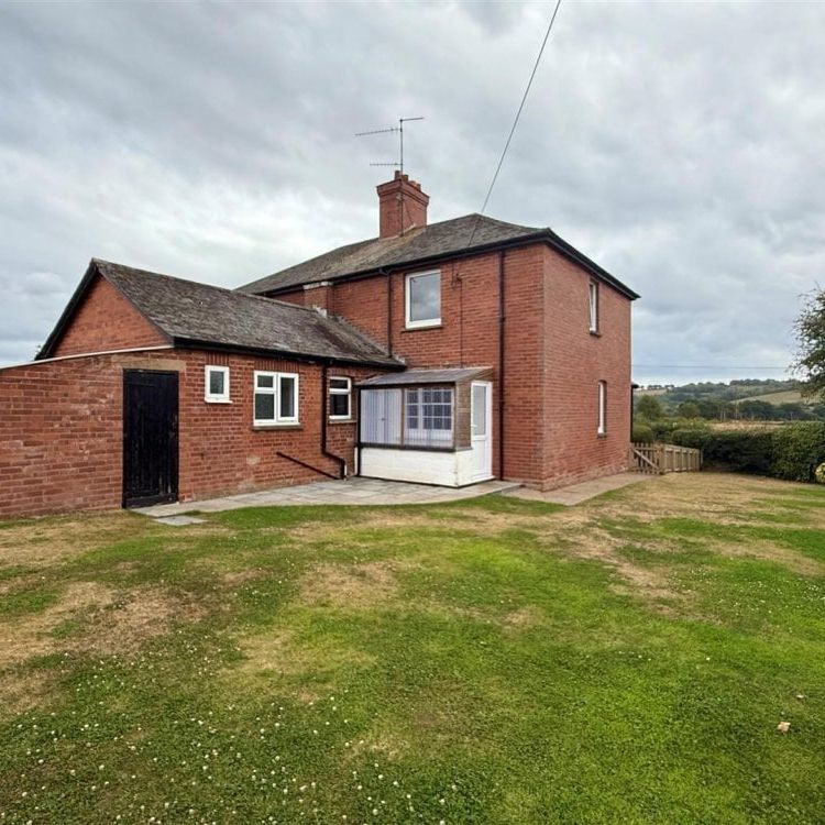 Newton St. Cyres, Exeter - Photo 1