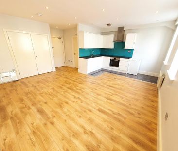 Studio to rent - Photo 2