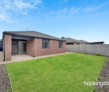 26 Batman Crescent, Wallan. - Photo 6