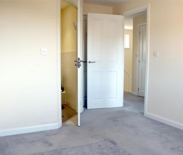 3 bedroom townhouse to rent - Photo 5