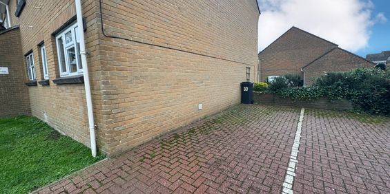 Benbow Avenue, Eastbourne - Photo 3