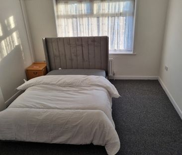 Room in a Shared House, Parthenon Drive, L11 - Photo 2