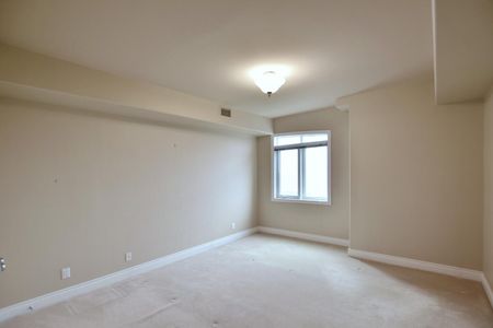For Lease - 10 Bay Street Unit# PH 3, Blue Mountains, Ontario - Photo 2