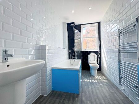 2 bedroom flat to rent - Photo 5