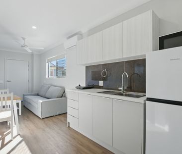 34, Jillian Place, QLD, Wynnum West - Photo 4