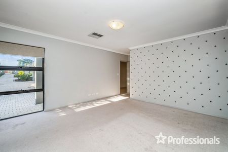 Stylish Living in the Sought-After Swan River Precinct! - Photo 2