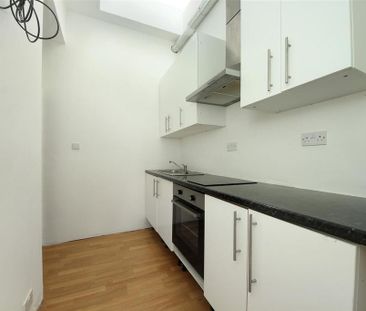 Studio to rent - Photo 6