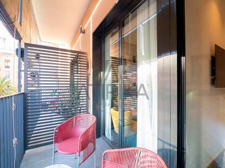 Luminoso apartamento con terraza junto a Rambla Catalunya en alquiler temporal, Barcelona - Photo 4