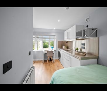 Studio Flat, Long Drive, W3 - Photo 6