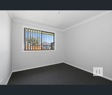 28a Canterbury St, Hamlyn Terrace, NSW 2259 - Photo 2
