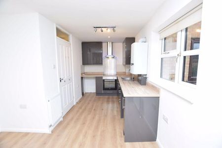 2 bedroom apartment to rent - Photo 4