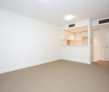 38/1 Wellington Crescent, East Melbourne VIC 3002 - Photo 1