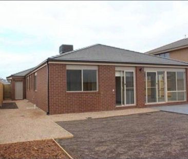 Werribee - Photo 1