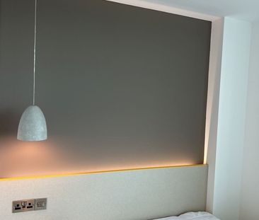 1 Bed Flat, Chester Road, M16 - Photo 4